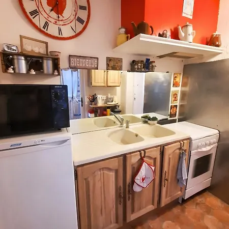 Nyaraló Maison Spacieuse Avec Jardin A Bel-air-val-d'ance *