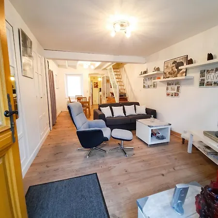 Maison Spacieuse Avec Jardin A Bel-air-val-d'ance
